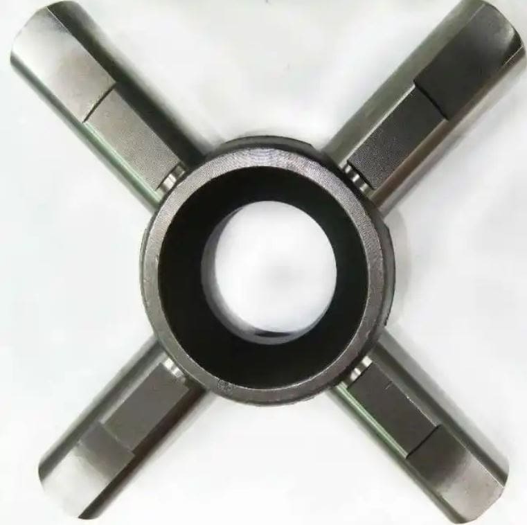 Premium Quality Joint Diff Cross – For Massey Ferguson Tractors OEM Part No. 12746135 MF Tractor Parts MF 375, 385 - Image 3