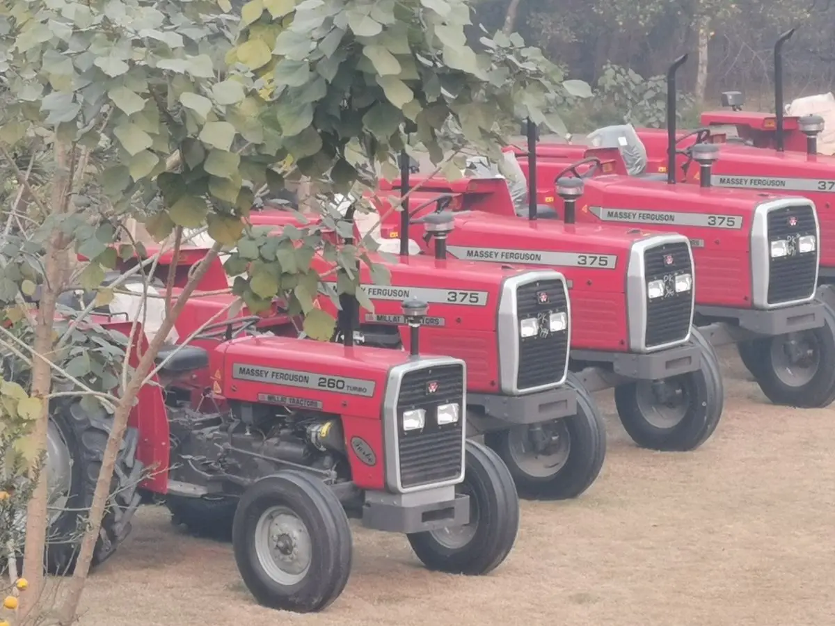 Turbocharged Massey Ferguson tractor MF 260 2WD 60 HP designed for Efficient PTO Work in Rural Fields for Nigerian Farmers - Image 3