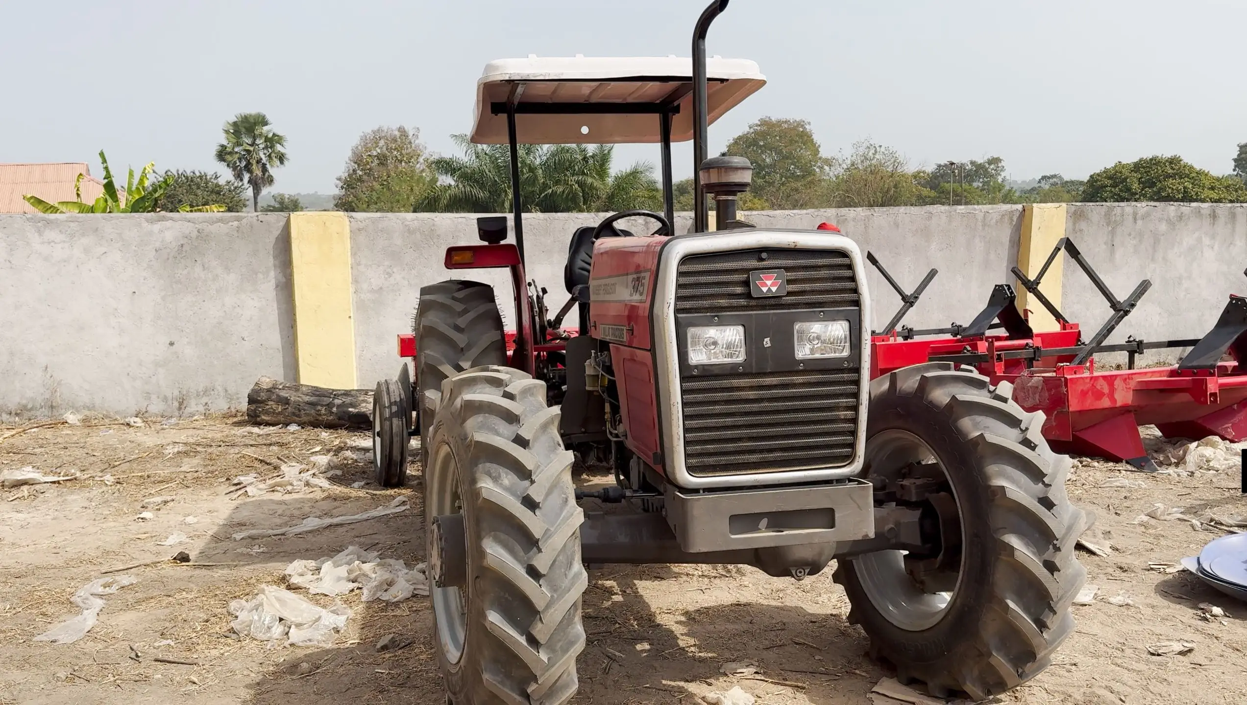 Brand New Massey Ferguson MF 375 4WD 75 HP tractor with 4WD Traction System for Nigeria