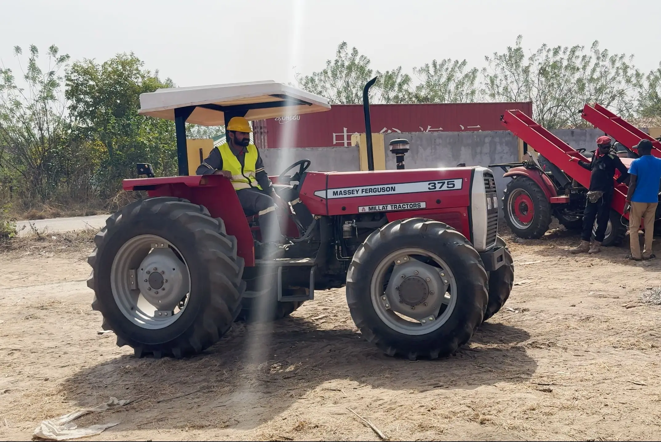 Brand New Massey Ferguson MF 375 4WD 75 HP tractor with 4WD Traction System for Nigeria - Image 2