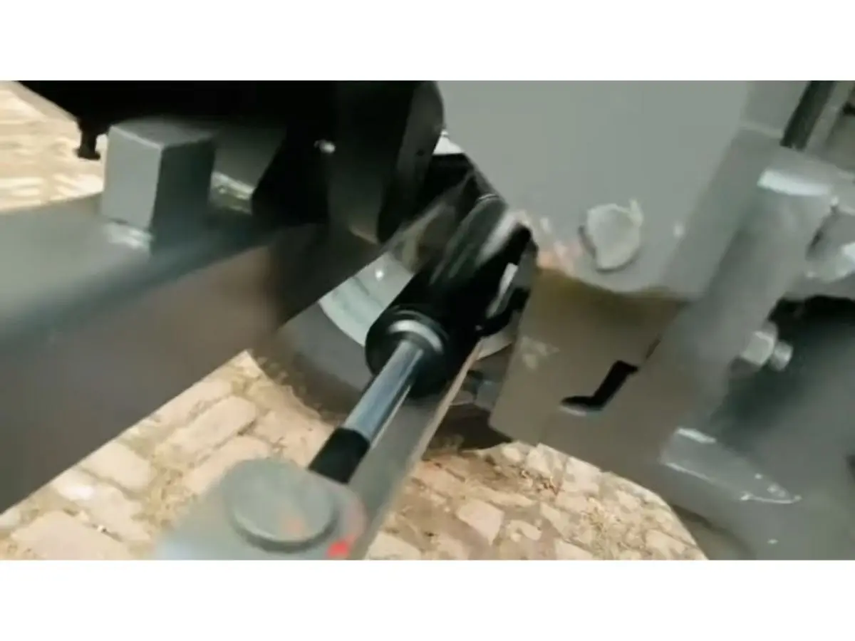 Affordable MF 360 with 2WD featuring Durable for Harsh Conditions perfect for farming in Cameroon - Image 2