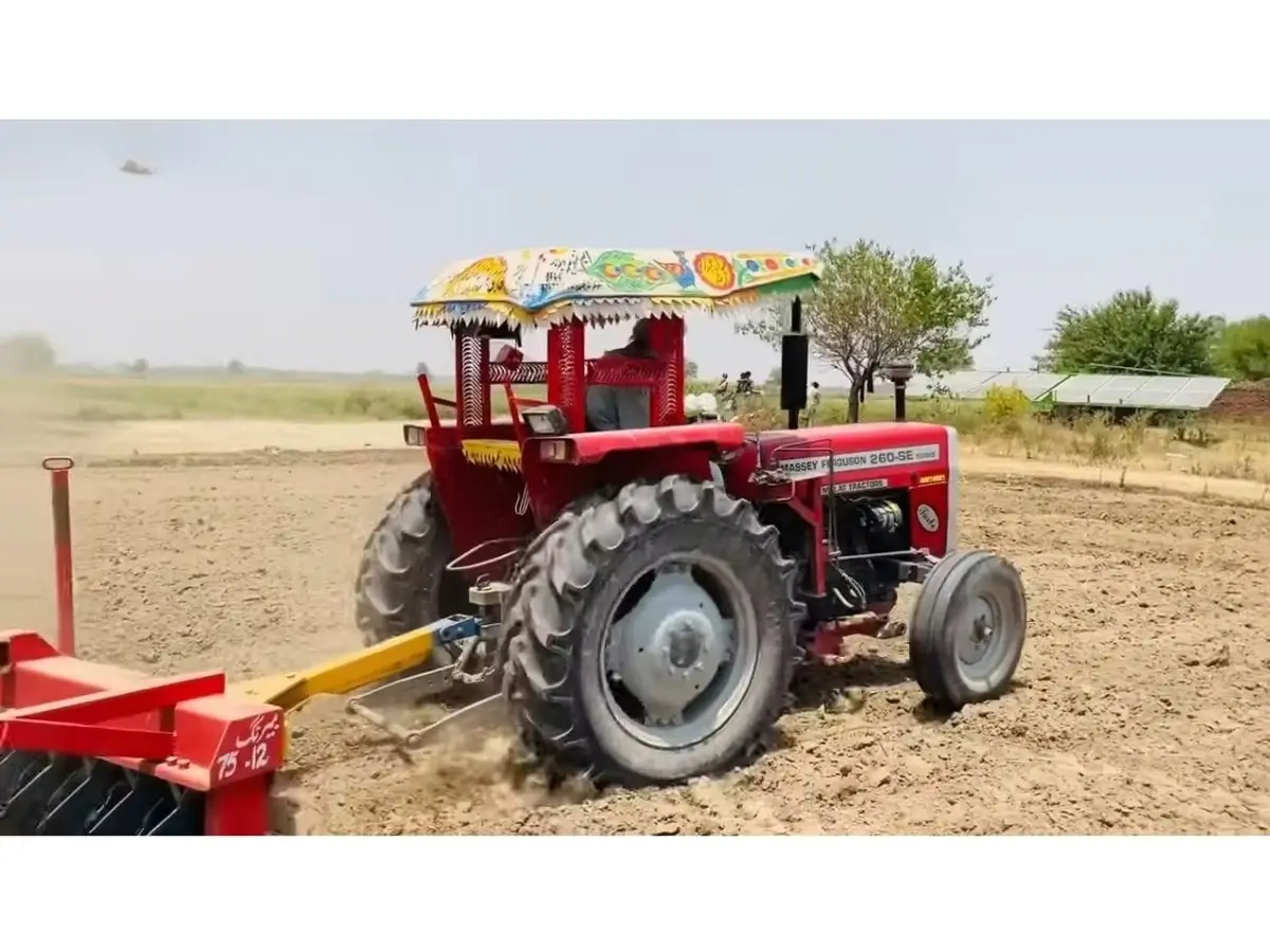 Reliable Massey Ferguson tractor MF 260 2WD 60 HP with Low Maintenance Mechanical Braking System for Nigerian Farmers - Image 2