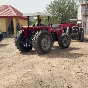 Brand New Massey Ferguson MF 375 4WD 75 HP tractor with Trailer Hook for Cultivation