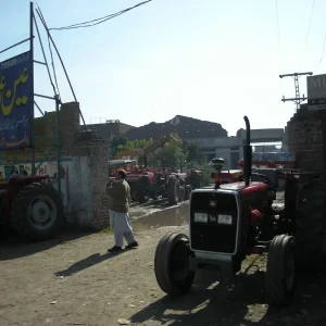 Powerful Massey Ferguson tractor MF 260 2WD 60 HP built for Long Hour Usage and Farm Transport for Low Budget Mechanized Farming