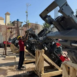 Massey Ferguson MF 375 2WD 75 HP tractor featuring powerful 2WD rear axle, with quick response steering system