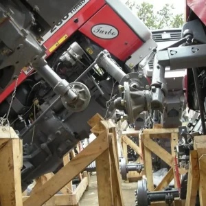 Affordable Massey Ferguson tractor MF 260 2WD 60 HP with Efficient Hydraulic System for Lift Implements for Farming in South As