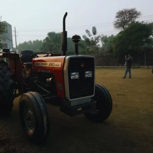 Fuel Efficient Massey Ferguson tractor MF 260 2WD 60 HP with Efficient Hydraulic System for Lift Implements for Low Budget Mech